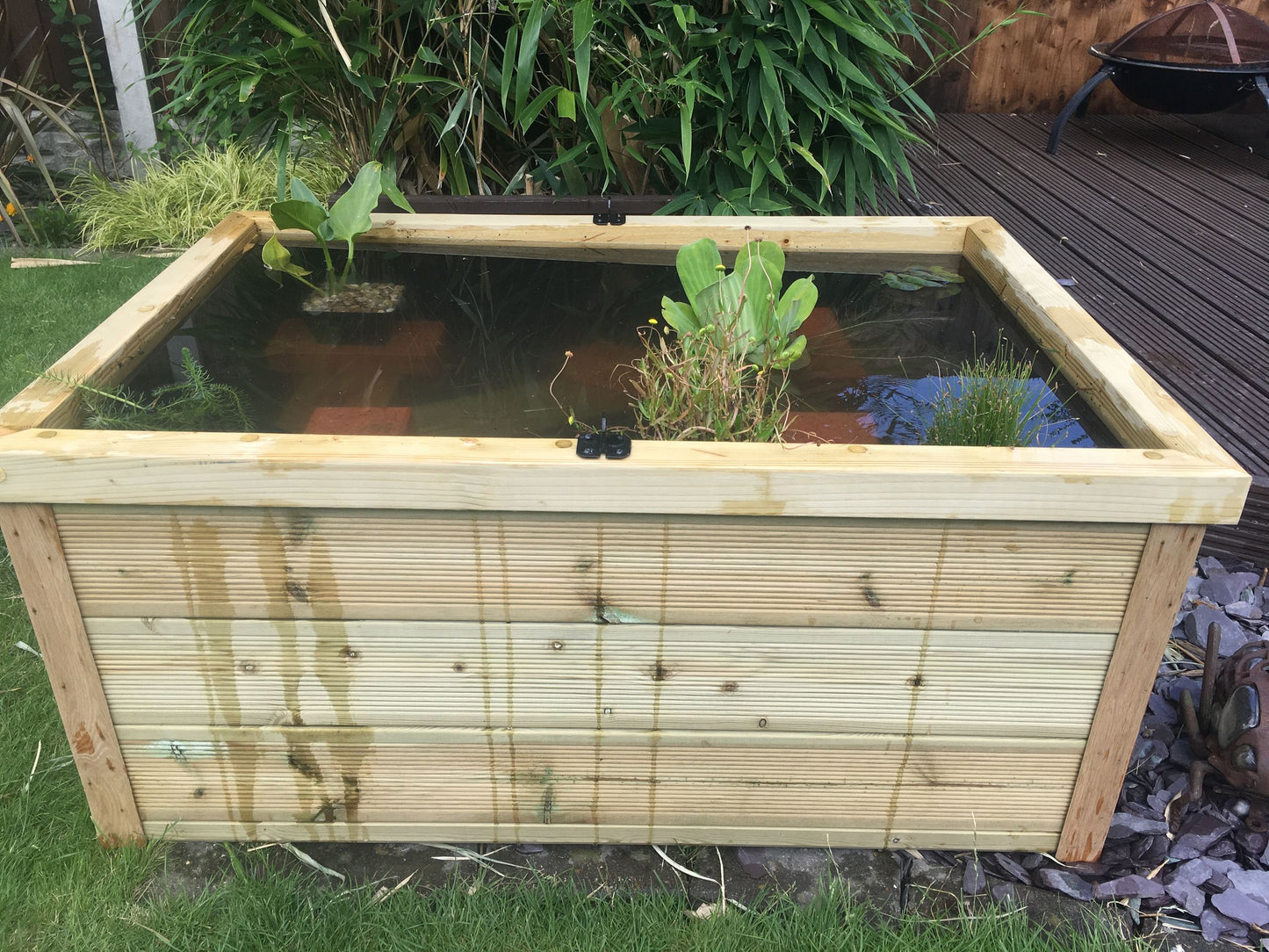 Wooden Pond With Lockable Lid