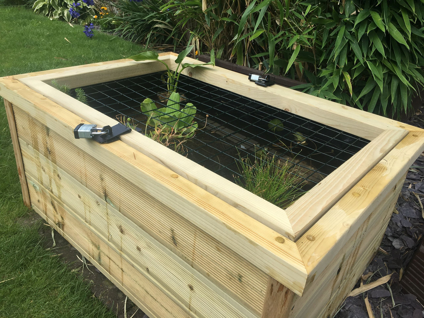 Wooden Pond With Lockable Lid
